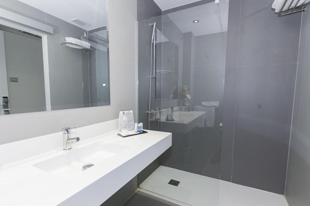 Caserio Hotel 4*